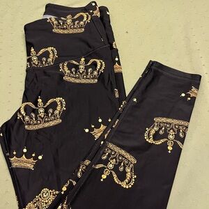 VICTORIA SPORT Crown Patterned Black and YELLOW Women's Leggings SIZE M